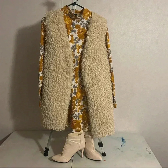 Sherpa Vest in XL Cream Terra an Sky - Picture 9 of 10